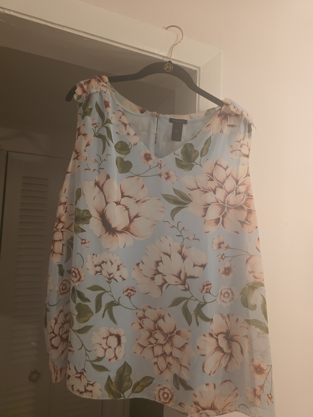 Ann Taylor Tank -  Large
